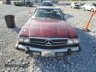1987 Mercedes-Benz 560 with VIN WDBBA48D0HA056013, listed as a Copart auction lot 77407894 with 144,639 mi miles and Clean Title. Bid and sale history available at carsss.com. Image 5.