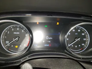 2021 Buick Encore GX Essence z VIN KL4MMGSL8MB138024, wystawiony jako Copart lot #48234935 z przebiegiem 48 960 mil mil oraz Szkoda całkowita • Salvage title. Historia ofert i sprzedaży dostępna na DreamBid. Obrazek 9.