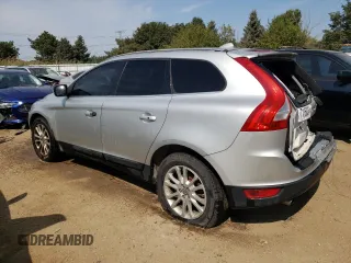 2010 Volvo XC60 3.0T z VIN YV4992DZ9A2086168, wystawiony jako Copart lot #71350334 z przebiegiem 177 937 mil mil oraz Szkoda całkowita • Salvage title. Historia ofert i sprzedaży dostępna na DreamBid. Obrazek 2.