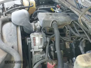 2000 Chevrolet Silverado 1500 LS with VIN 1GCEC19T0YZ247509, listed as a IAAI auction lot 42709970 with Not provided miles and . Bid and sale history available at DreamBid. Image 15.