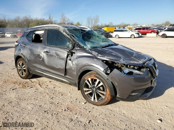 2018 Nissan Kicks SR with VIN 3N1CP5CU6JL509862, listed as a Copart auction lot 50445485 with 109,745 mi miles and Salvage Title. Bid and sale history available at carsss.com. Image 4.