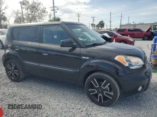 2010 Kia Soul + with VIN KNDJT2A23A7127079, listed as a Copart auction lot 88936035 with 101,690 mi miles and Salvage Title. Bid and sale history available at carsss.com. Image 4.