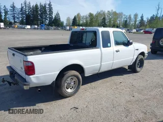 2002 Ford Ranger XLT Appearance with VIN 1FTYR44E62PA21905, listed as a IAAI auction lot 42040886 with 187,817 mi miles. Bid and sale history available at carsss.com. Image 4.