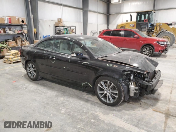 2012 Volvo C70 T5 with VIN YV1672MC8CJ130431, listed as a Copart auction lot 85816244 with 45,943 mi miles and Clean Title. Bid and sale history available at carsss.com. Image 4.