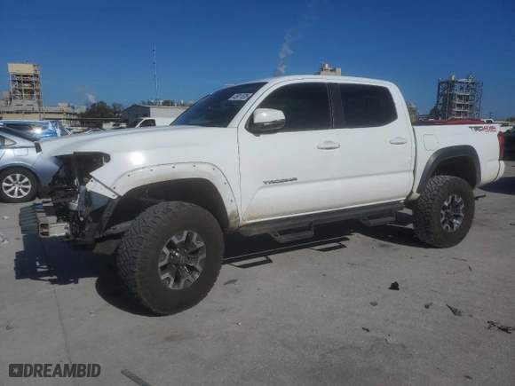 2018 Toyota Tacoma SR with VIN 5TFCZ5ANXJX126742, listed as a Copart auction lot 45911535 with NaN miles and Salvage Title. Bid and sale history available at carsss.com. Image 1.
