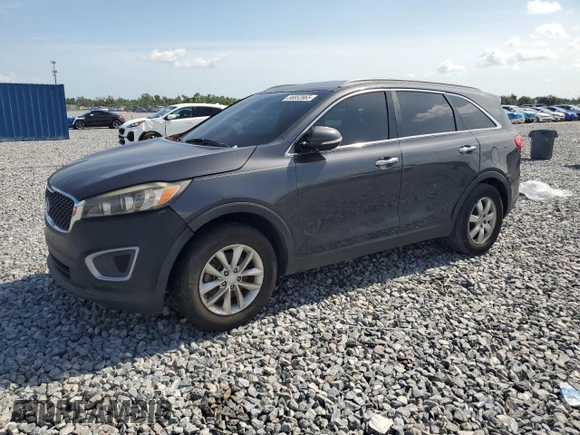 2018 Kia Sorento LX z VIN 5XYPG4A34JG425582, wystawiony jako Copart lot #58852865 z przebiegiem 157 170 mil mil oraz Czysty tytuł • Clean title. Historia ofert i sprzedaży dostępna na DreamBid. Obrazek 1.