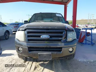 2010 Ford Expedition Max Limited z VIN 1FMJK2A5XAEB49133, wystawiony jako IAAI lot #42300919 z przebiegiem Nie podano mil oraz . Historia ofert i sprzedaży dostępna na DreamBid. Obrazek 6.
