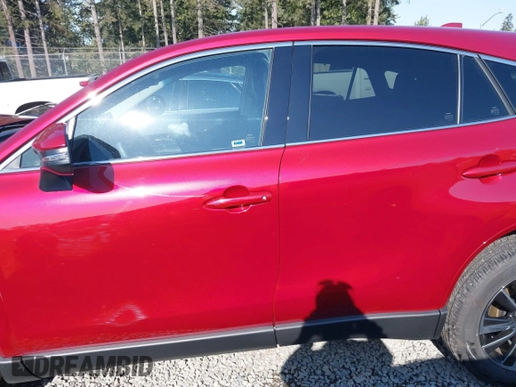 2024 Toyota Venza LE with VIN JTEAAAAH8RJ172579, listed as a IAAI auction lot 42082192 with 8,202 mi miles. Bid and sale history available at carsss.com. Image 15.