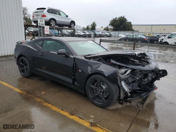 2017 Chevrolet Camaro 1SS with VIN 1G1FE1R7XH0128087, listed as a Copart auction lot 45492985 with 111,604 mi miles and Salvage Title. Bid and sale history available at carsss.com. Image 4.