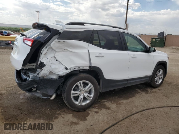 2024 GMC Terrain SLE with VIN 3GKALMEG5RL330830, listed as a Copart auction lot 60170995 with 8,395 mi miles and Salvage title. Bid and sale history available at DreamBid. Image 3.