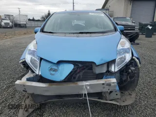 2011 Nissan LEAF SL with VIN JN1AZ0CP8BT002070, listed as a Copart auction lot 71450564 with 55,295 mi miles and Salvage Title. Bid and sale history available at carsss.com. Image 5.