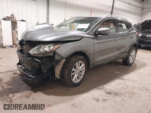 2017 Nissan Rogue Sport SL with VIN JN1BJ1CR9HW103497, listed as a IAAI auction lot 40783924 with 93,217 mi miles. Bid and sale history available at carsss.com. Image 18.