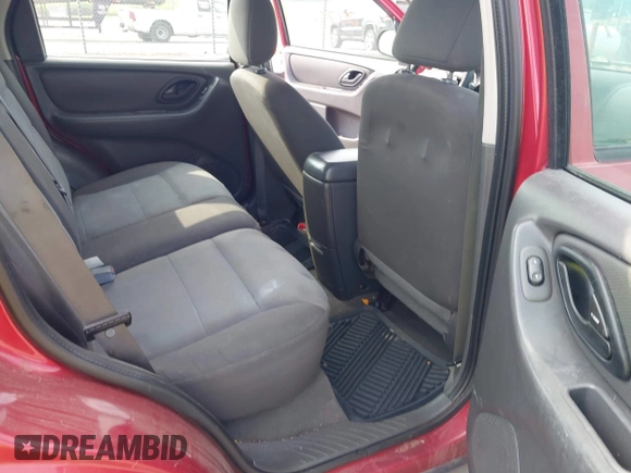 2005 Ford Escape XLS Value with VIN 1FMYU92ZX5KB50325, listed as a IAAI auction lot 42610977 with 155,682 mi miles and . Bid and sale history available at DreamBid. Image 8.
