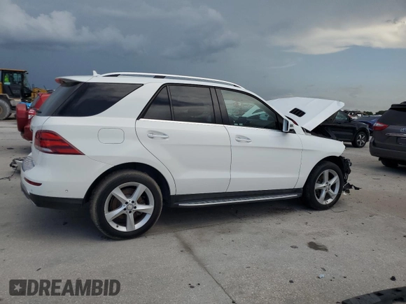2017 Mercedes-Benz GLE 350 with VIN 4JGDA5JB0HA898208, listed as a Copart auction lot 61743115 with 104,562 mi miles and Salvage title. Bid and sale history available at DreamBid. Image 3.