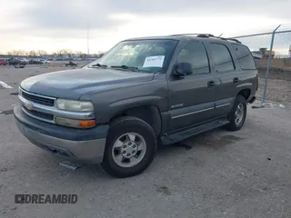 2002 Chevrolet Tahoe LS with VIN 1GNEC13V22R226380, listed as a IAAI auction lot 41261772 with 311,749 mi miles. Bid and sale history available at carsss.com. Image 2.