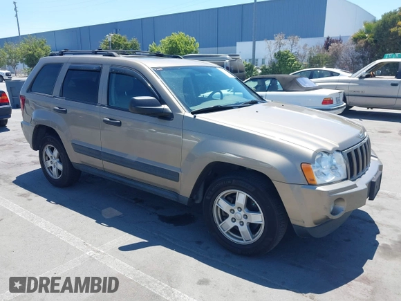 2005 Jeep Grand Cherokee Laredo with VIN 1J4GR48K25C501943, listed as a IAAI auction lot 42767465 with 132,247 mi miles and . Bid and sale history available at DreamBid. Image 1.