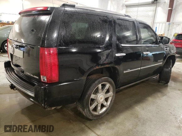 2011 Cadillac Escalade Premium z VIN 1GYS4CEFXBR143221, wystawiony jako Copart lot #48362355 z przebiegiem 189 005 mil mil oraz Szkody całkowita. Historia ofert i sprzedaży dostępna na DreamBid. Obrazek 3.