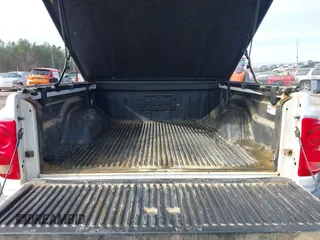 2006 Dodge Dakota ST with VIN 1D7HE28KX6S521235, listed as a IAAI auction lot 41417944 with 122,761 mi miles and . Bid and sale history available at carsss.com. Image 17.