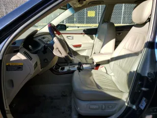 2007 Hyundai Azera SE with VIN KMHFC46F57A163182, listed as a Copart auction lot 37232464 with 194,239 mi miles and Non Repairable. Bid and sale history available at carsss.com. Image 7.