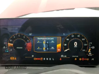 2024 Ford Mustang EcoBoost z VIN 1FAGP8UHXR5118099, wystawiony jako Copart lot #56729295 z przebiegiem 21 347 mil mil oraz Szkoda całkowita • Salvage title. Historia ofert i sprzedaży dostępna na DreamBid. Obrazek 9.