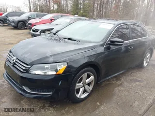 2013 Volkswagen Passat SE with VIN 1VWBP7A33DC114324, listed as a IAAI auction lot 41609521 with 110,229 mi miles. Bid and sale history available at carsss.com. Image 17.