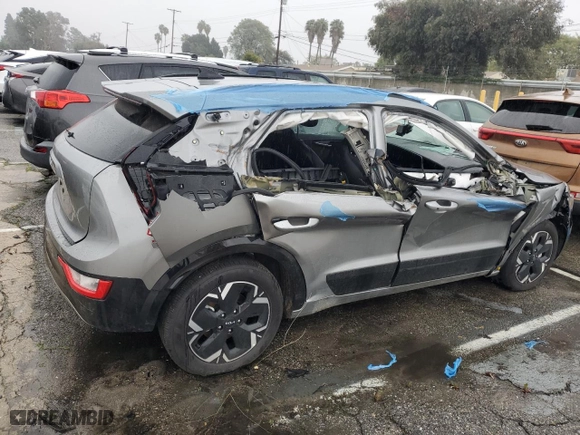 2023 Kia Niro EV Wind with VIN KNDCR3L10P5028225, listed as a Copart auction lot 66686833 with 893 mi miles and Salvage Title. Bid and sale history available at carsss.com. Image 3.