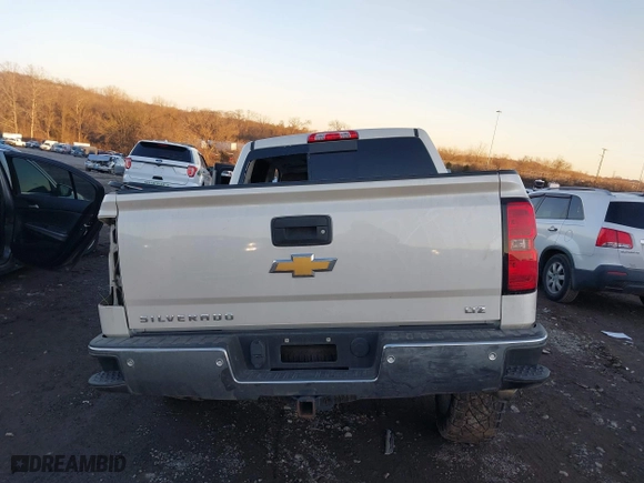 2015 Chevrolet Silverado 1500 LTZ with VIN 3GCUKSECXFG281741, listed as a IAAI auction lot 41336826 with 1 mi miles. Bid and sale history available at carsss.com. Image 16.
