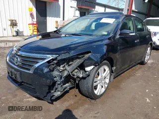 2013 Nissan Altima SL with VIN 1N4BL3AP1DC136290, listed as a IAAI auction lot 41981124 with 181,362 mi miles and . Bid and sale history available at DreamBid. Image 17.