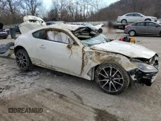 2023 Toyota GR86 with VIN JF1ZNBC11P8754776, listed as a Copart auction lot 81101774 with 0 mi miles and Salvage Title. Bid and sale history available at carsss.com. Image 4.