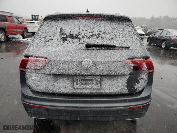 2018 Volkswagen Tiguan SEL Premium with VIN 3VV4B7AX2JM004485, listed as a Copart auction lot 83536354 with 94,170 mi miles and Salvage Title. Bid and sale history available at carsss.com. Image 6.