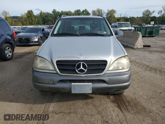1999 Mercedes-Benz M-Class with VIN 4JGAB54EXXA131129, listed as a Copart auction lot 72888314 with 81,662 mi miles and Clean Title. Bid and sale history available at carsss.com. Image 5.