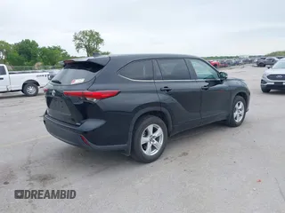 2023 Toyota Highlander L with VIN 5TDKDRBH2PS515299, listed as a IAAI auction lot 42336203 with 23,301 mi miles and . Bid and sale history available at DreamBid. Image 4.
