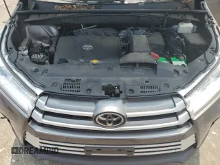 2017 Toyota Highlander XLE with VIN 5TDJZRFH4HS424771, listed as a Copart auction lot 59002205 with 36,895 mi miles and Salvage title. Bid and sale history available at DreamBid. Image 12.