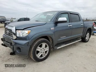 2008 Toyota Tundra Limited z VIN 5TFEV58118X067128, wystawiony jako Copart lot #89377305 z przebiegiem 117 508 mil mil oraz Szkoda całkowita • Salvage title. Historia ofert i sprzedaży dostępna na DreamBid. Obrazek 1.