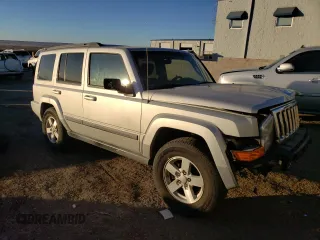 2008 Jeep Commander Sport z VIN 1J8HH48KX8C105432, wystawiony jako Copart lot #86000854 z przebiegiem 201 869 mil mil oraz Szkoda całkowita • Salvage title. Historia ofert i sprzedaży dostępna na DreamBid. Obrazek 4.