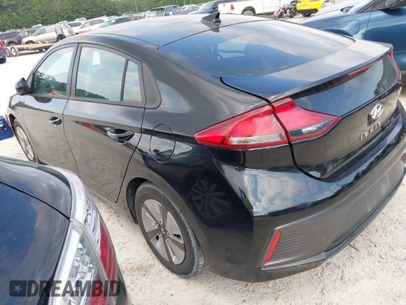 2020 Hyundai Ioniq Blue with VIN KMHC65LC8LU239139, listed as a IAAI auction lot 42216611 with 88,009 mi miles and . Bid and sale history available at DreamBid. Image 3.