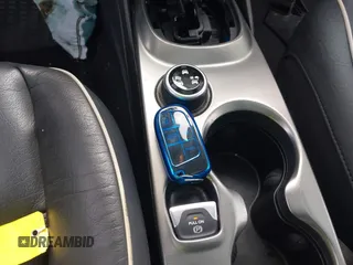 2021 FIAT 500X Trekking with VIN ZFBNF3B10MP945509, listed as a IAAI auction lot 42299963 with 35,474 mi miles and . Bid and sale history available at DreamBid. Image 11.