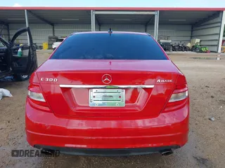 2009 Mercedes-Benz C 300 Sport с VIN WDDGF81X79R074165, выставлен на аукционе IAAI как лот 42502620 с пробегом 135 083 миль миль и . История ставок и продаж доступна на DreamBid. Изображение 16.