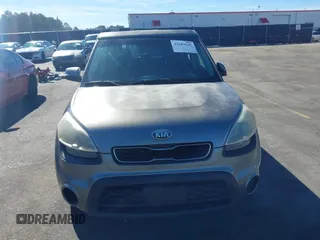2013 Kia Soul ! with VIN KNDJT2A6XD7521718, listed as a IAAI auction lot 41683625 with 216,332 mi miles. Bid and sale history available at carsss.com. Image 12.