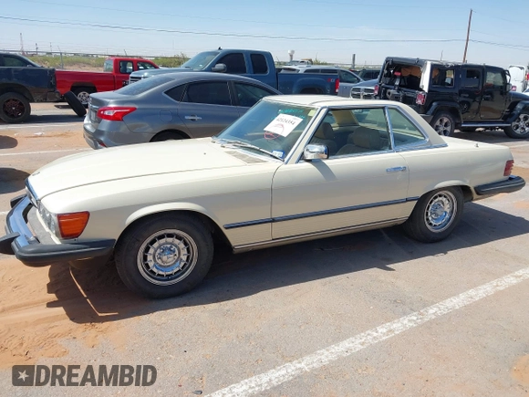 1981 Mercedes-Benz 380 380SL with VIN WDBBA45A0BB004442, listed as a IAAI auction lot 42124354 with 177,453 mi miles. Bid and sale history available at carsss.com. Image 14.