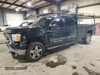 2012 GMC Sierra 2500HD SLT z VIN 1GT121C8XCF154111, wystawiony jako Copart lot #87094784 z przebiegiem 275 810 mil mil oraz Szkoda całkowita • Salvage title. Historia ofert i sprzedaży dostępna na DreamBid. Obrazek 1.