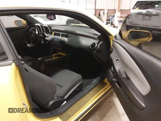 2011 Chevrolet Camaro 2LS с VIN 2G1FA1ED3B9113466, выставлен на аукционе IAAI как лот 41369041 с пробегом 130 458 миль миль и . История ставок и продаж доступна на DreamBid. Изображение 5.