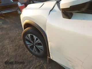 2021 Nissan Rogue SV z VIN 5N1AT3BB5MC755558, wystawiony jako IAAI lot #40766170 z przebiegiem 48 365 mil mil oraz . Historia ofert i sprzedaży dostępna na DreamBid. Obrazek 17.