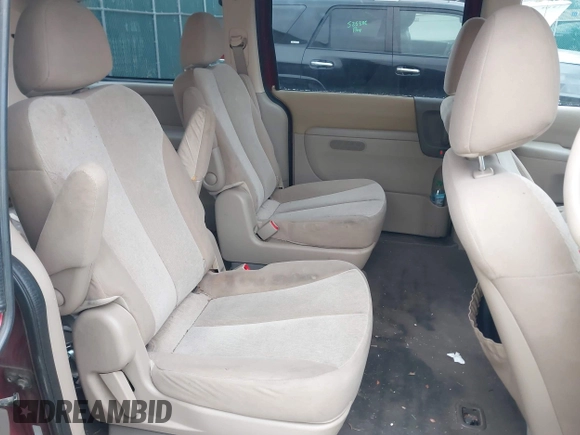 2012 Kia Sedona LX with VIN KNDMG4C75C6422392, listed as a IAAI auction lot 41235462 with 211,653 mi miles. Bid and sale history available at carsss.com. Image 8.