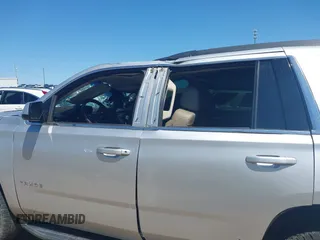2016 Chevrolet Tahoe LT z VIN 1GNSCBKC0GR249415, wystawiony jako IAAI lot #42003130 z przebiegiem 130 706 mil mil oraz . Historia ofert i sprzedaży dostępna na DreamBid. Obrazek 17.
