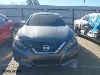 2016 Nissan Altima 2.5 SL with VIN 1N4AL3AP3GC272503, listed as a IAAI auction lot 41288367 with 132,269 mi miles. Bid and sale history available at carsss.com. Image 12.