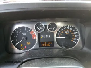 2008 Hummer H3 SUV with VIN 5GTEN13E388112429, listed as a Copart auction lot 80866474 with 209,206 mi miles and Clean Title. Bid and sale history available at carsss.com. Image 9.