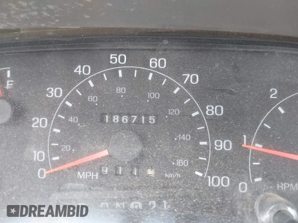 2000 Ford F-250 XL with VIN 1FTNX21L9YED56676, listed as a IAAI auction lot 42390087 with 186,715 mi miles and . Bid and sale history available at DreamBid. Image 16.