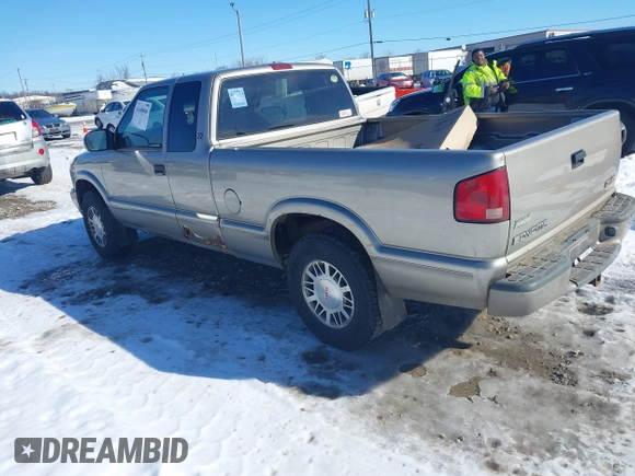 1999 GMC Sonoma SLS with VIN 1GTDT19X9X8531949, listed as a IAAI auction lot 41608606 with 127,664 mi miles. Bid and sale history available at carsss.com. Image 3.