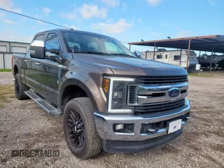 2017 Ford F-250 Lariat с VIN 1FT7W2B64HEB34275, выставлен на аукционе Copart как лот 62846775 с пробегом 153 463 миль миль и Чистый • Clean title. История ставок и продаж доступна на DreamBid. Изображение 1.